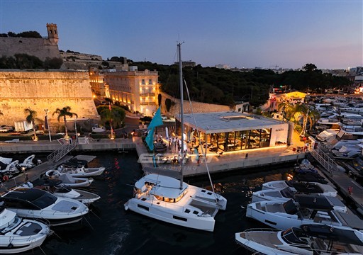 Lagoon 38