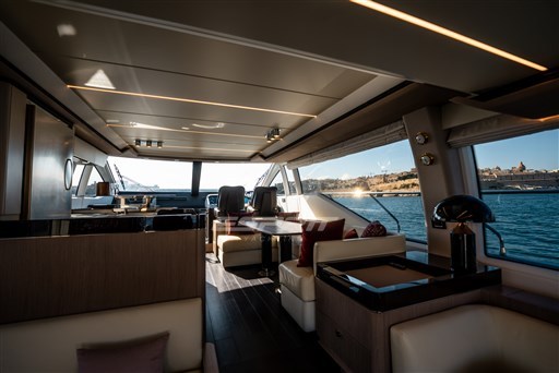2019 AZIMUT 66 FLYBRIDGE 