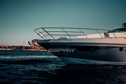 2019 AZIMUT 66 FLYBRIDGE 