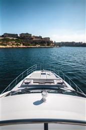 2019 AZIMUT 66 FLYBRIDGE 