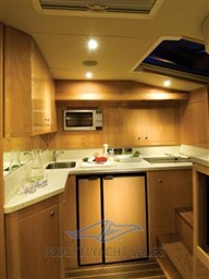 43OE_Galley_01.jpg