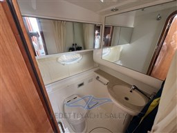 pershing 43 OCCASION BATEAU OCEAMBER VAR HYERES (48)