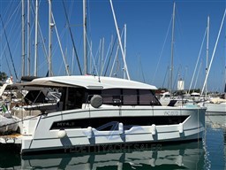 f055bbf6-4734-4668-bbf9-414aaa64a13a