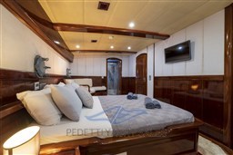 nautilus-MASTER CABIN 3