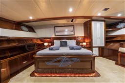 nautilus- MASTER CABIN 1A