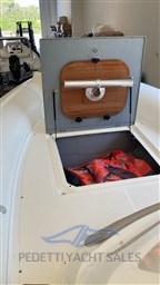 949bb877-0982-4328-97d0-e9b7ab7ab9c4