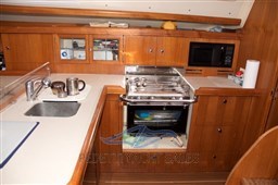 FD10896D-442D-4733-B91B-6B6B5E04B70F