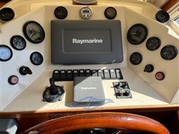 WhatsApp Image 2025-09-22 at 09.39.23 (5).jpeg