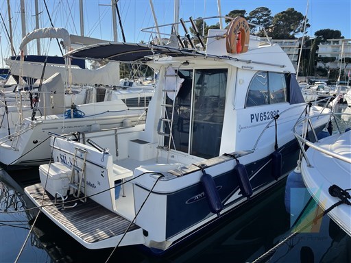 Beneteau Antares Série 9 (30)