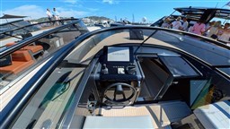 Vandutch 32 Kamazo (3)