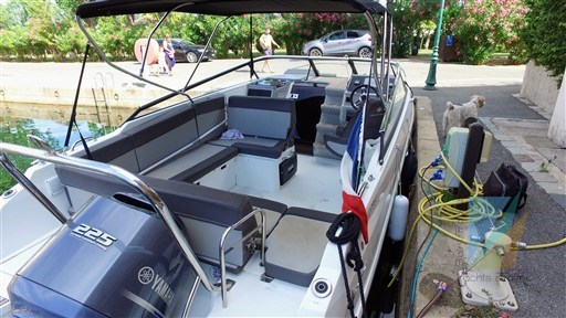 Cap_Camarat_7.5_DC_Serie_2_7