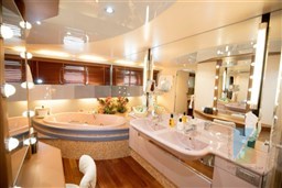 Heesen 30 M - 1997 (4)