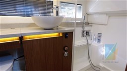 JEANNEAU_Cap_camarat_12.5_WA_44