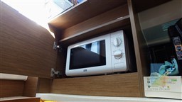 JEANNEAU_Cap_camarat_12.5_WA_47