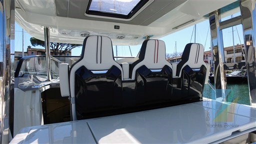 JEANNEAU_Cap_camarat_12.5_WA_11