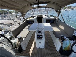 SUN ODYSSEY 490 (41)