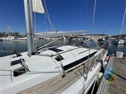 SUN ODYSSEY 490 (7)