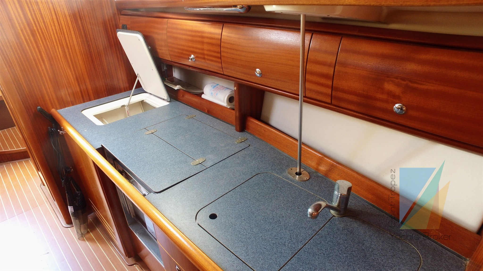 Bavaria_38_Cruiser_27