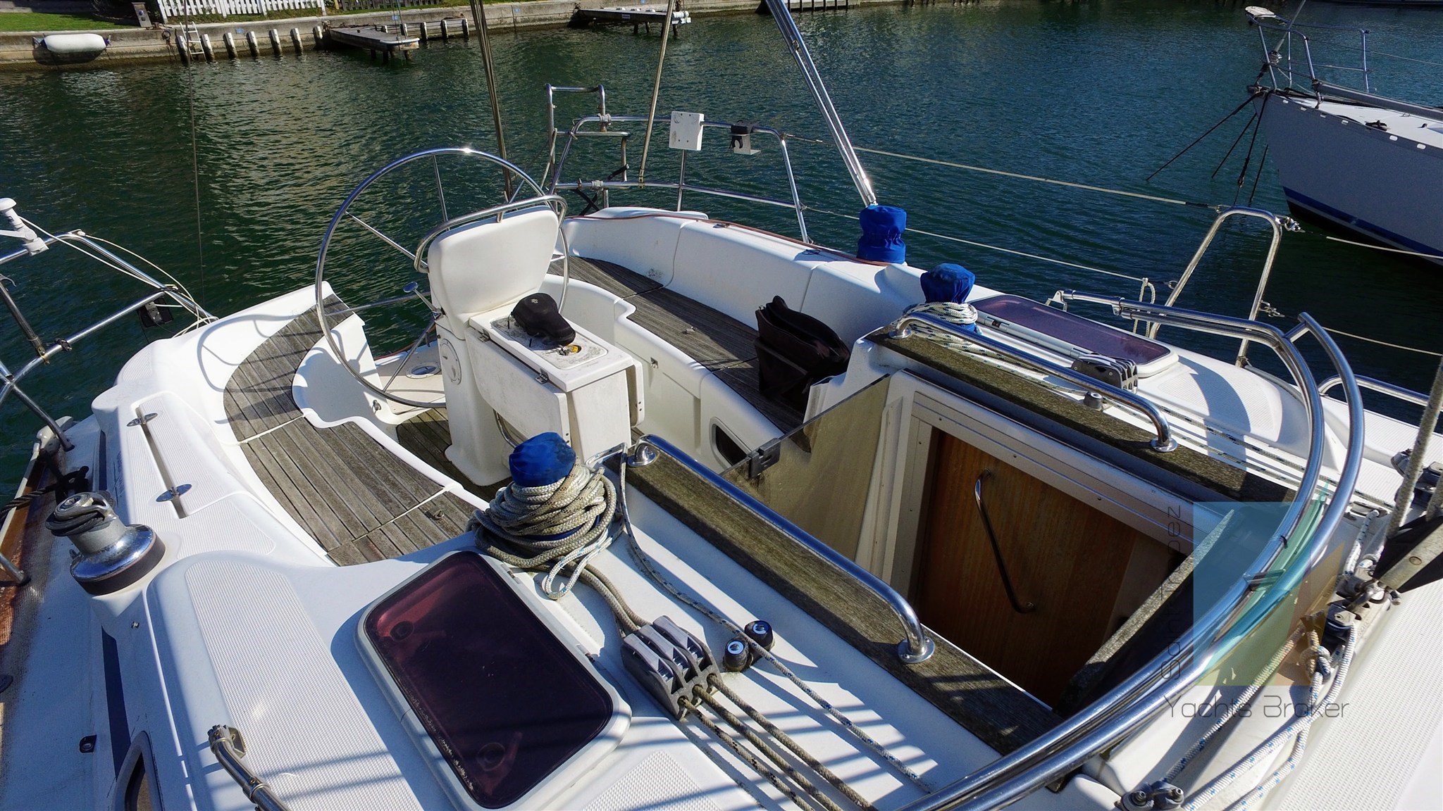 Bavaria_38_Cruiser_11