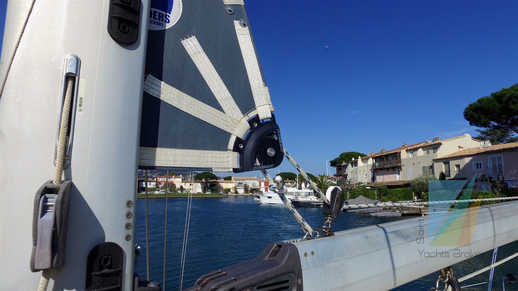 Bavaria_38_Cruiser_8