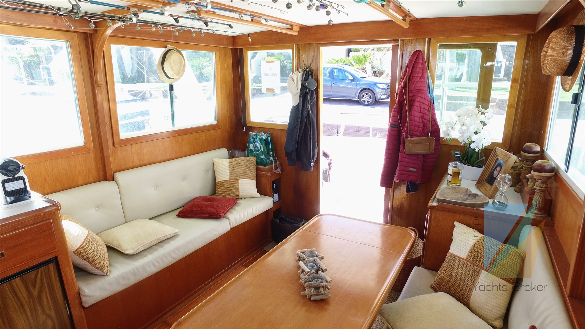 FU-AI_Trawler_42_46