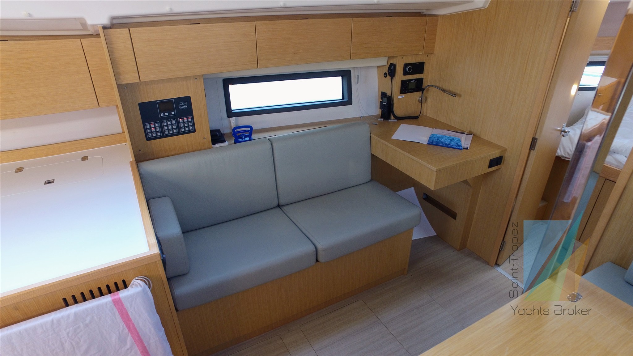 Bavaria_C42_27