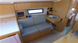 Bavaria_C42_27