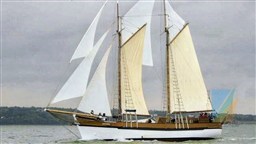 ANTARES SOUS VOILES