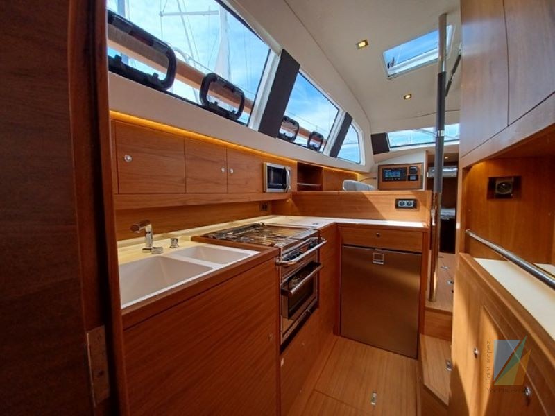 Wauquiez-pilot-saloon-48e-20