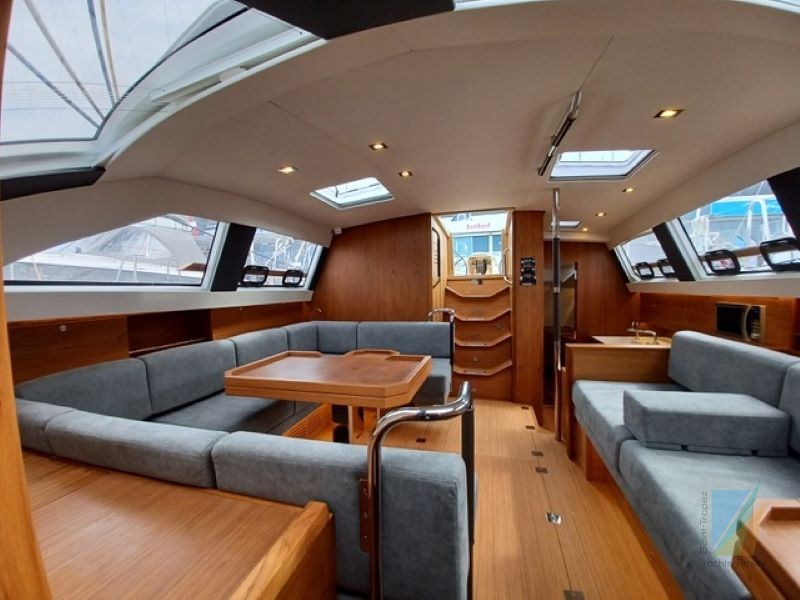 Wauquiez-pilot-saloon-48e-30