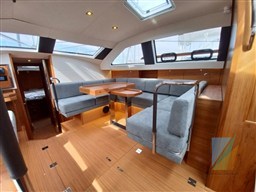 Wauquiez-pilot-saloon-48e-29