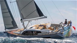 Wauquiez-pilot-saloon-48e-0