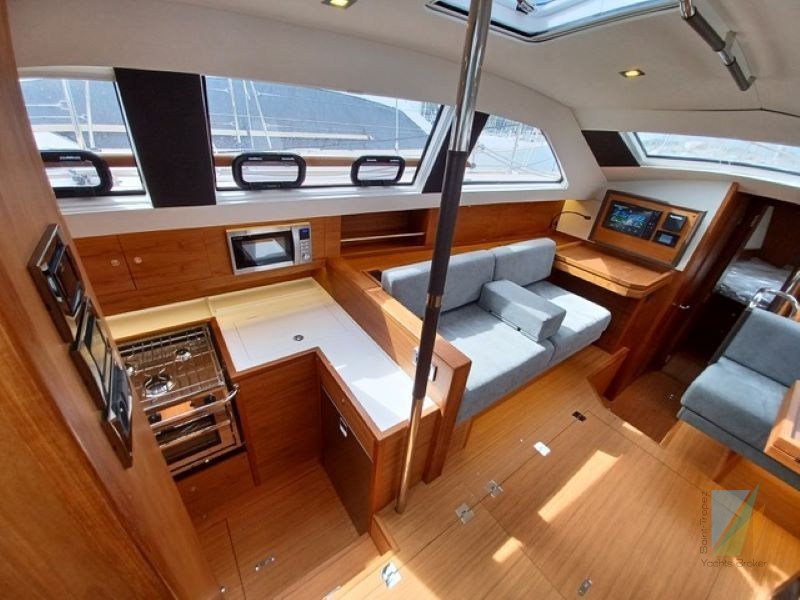 Wauquiez-pilot-saloon-48e-31