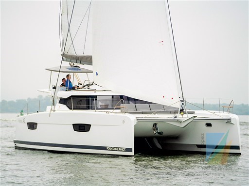 Fountaine Pajot Astr&eacute;a 42