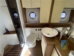 Beneteau Gran Turismo 49 (41)