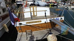 Grand_Banks_36_Classic_2