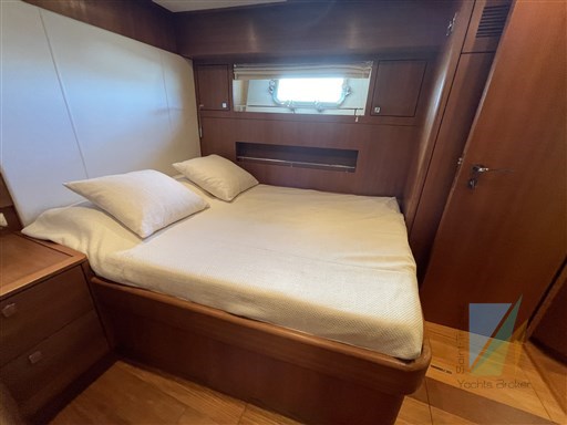 Couach 2800 - Guest Cabin
