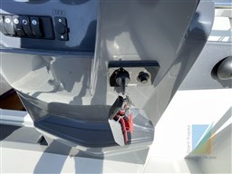 BENETEAU FLYER 6.6 SUNDECK ( (10)