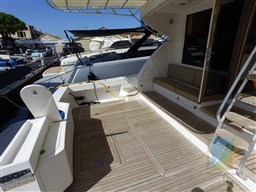 BERTRAM_540_Convertible_8