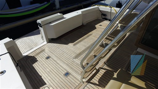 BERTRAM_540_Convertible_40