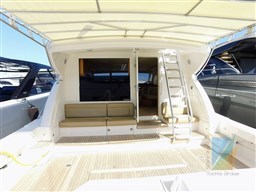 BERTRAM_540_Convertible_10