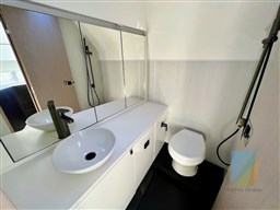 Fairline_F_Line_33_18