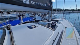 DUFOUR_470_11