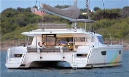 saba-50-fountaine-pajot-sailing-catamarans-img-5