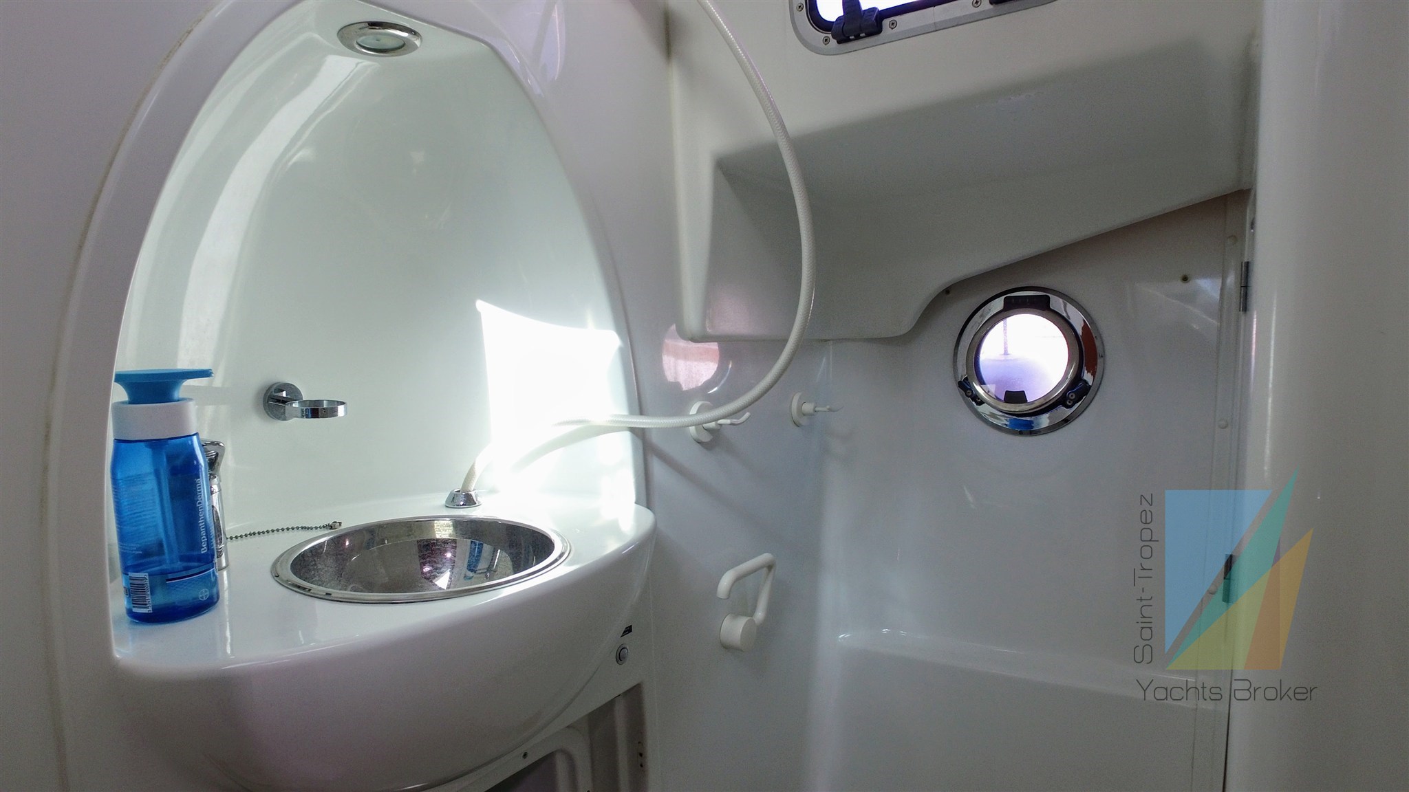 Beneteau_swift_trawler_42_55