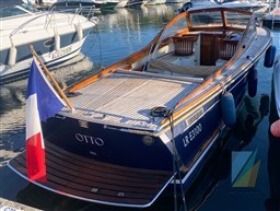 LATITUDE_46_LADY_SCARLETT_2