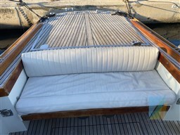 LATITUDE_46_LADY_SCARLETT_54