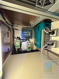 Pilot_Saloon_55_10