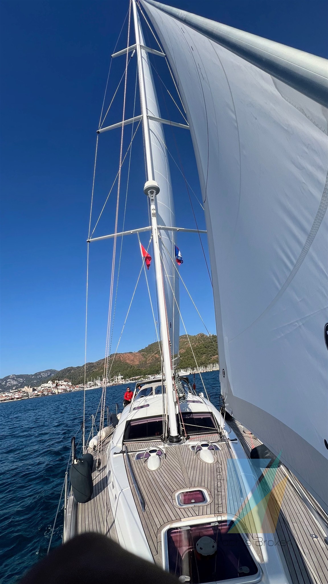 Pilot_Saloon_55_20