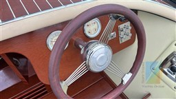 Hacker_Boats_30_Sport_4